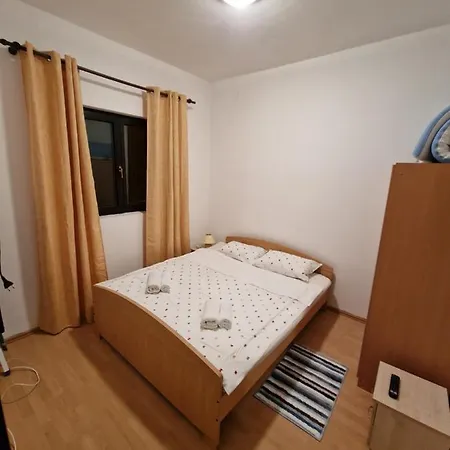 Family Jurkovic Apartment *